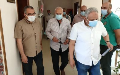 تلقى العاملين لقاح فيروس كورونا بالتعاون مع مديرية الصحة بالبحيرة