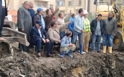تواجد السيد اللواء مهندس/ محمد سعيد نشأت، رئيس مجلس الإدارة والعضو المنتدب لشركة مياه الشرب والصرف الصحي بالبحيرة، منذ صباح اليوم بين العمال والمهندسين لمتابعة أعمال الصيانة والإصلاح بمحطة مياه كفر الدوار 1