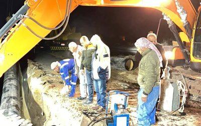 ليلة رأس السنة الميلادية، وكل عام وأنتم بخير، أتمّت الطواقم الفنية لشركة مياه الشرب والصرف الصحي بالبحيرة أعمال الإصلاح والصيانة لخط طرد مياه صلاح العبد قطر 630 مم بمدينة وادي النطرون، قبل الموعد المحدد سلفًا بثلاث ساعات