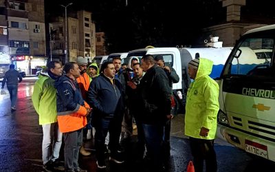 حتى منتصف الليل.. رئيس مياه البحيرة في جولة ميدانية لمتابعة روافع الصرف وتمركزات الطوارئ لمواجهة الأمطار