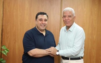 مستشار رئيس مجلس الوزراء يشيد بإنجازات مياه البحيرة خلال لقائه برئيس الشركة.. ويؤكد: الشركة أصبحت نموذجًا يحتذى به في سرعة الإنجاز وجودة الأداء