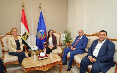 محافظ البحيرة تستقبل رئيس وفد الاتحاد الأوروبي خلال زيارة محطة مياه كوم القناطر بأبو حمص